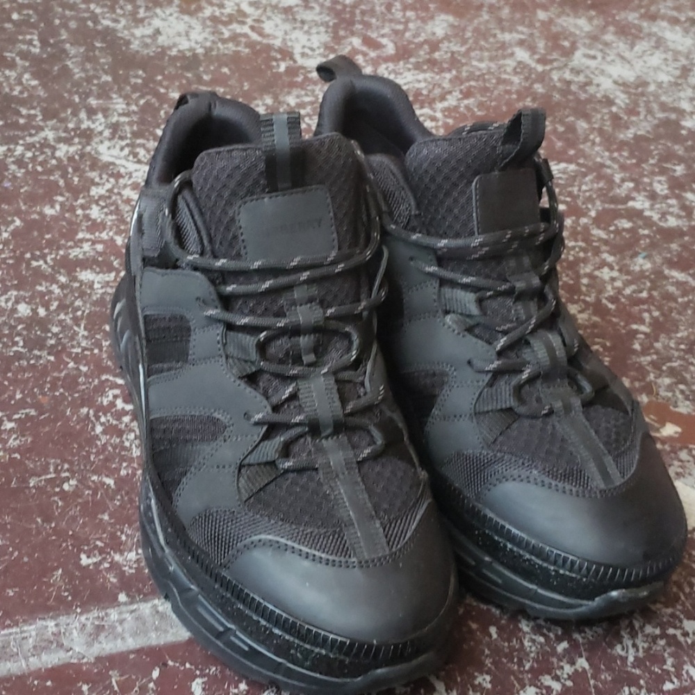 Burberry Large Sole Shoes Size 41 - Picture 3 of 4